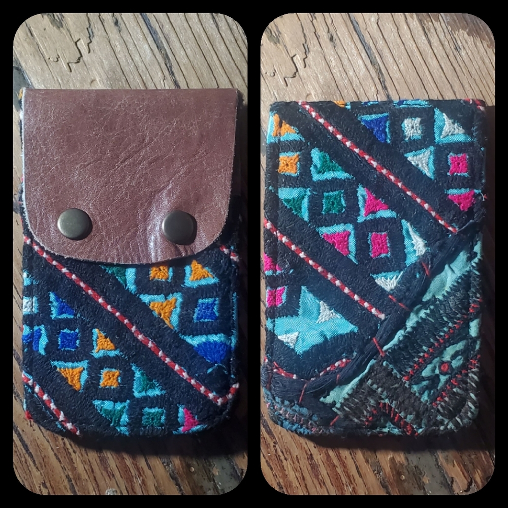 🍳🧠 Free People Boho Embroidered Repurposed vtg banjara hippie Wallet card case